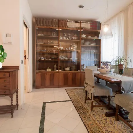 Lungomare By Interhome Appartement Viareggio