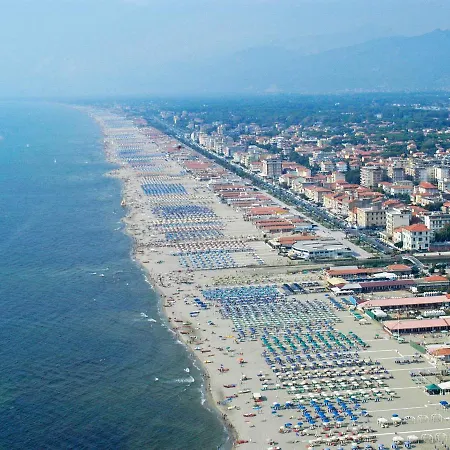 Lungomare By Interhome